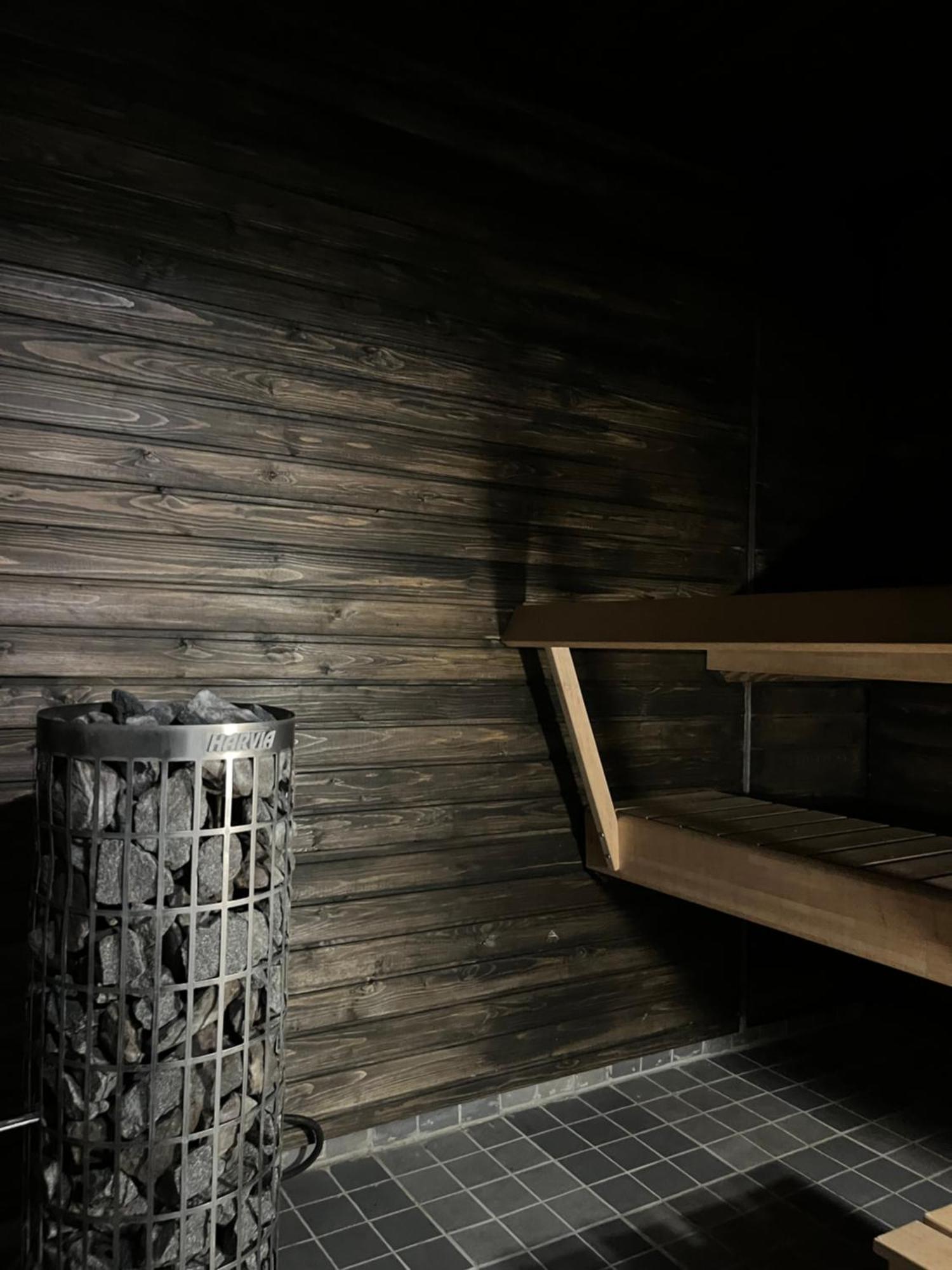 Hotelli Keskipiste Kärsämäki Exterior foto